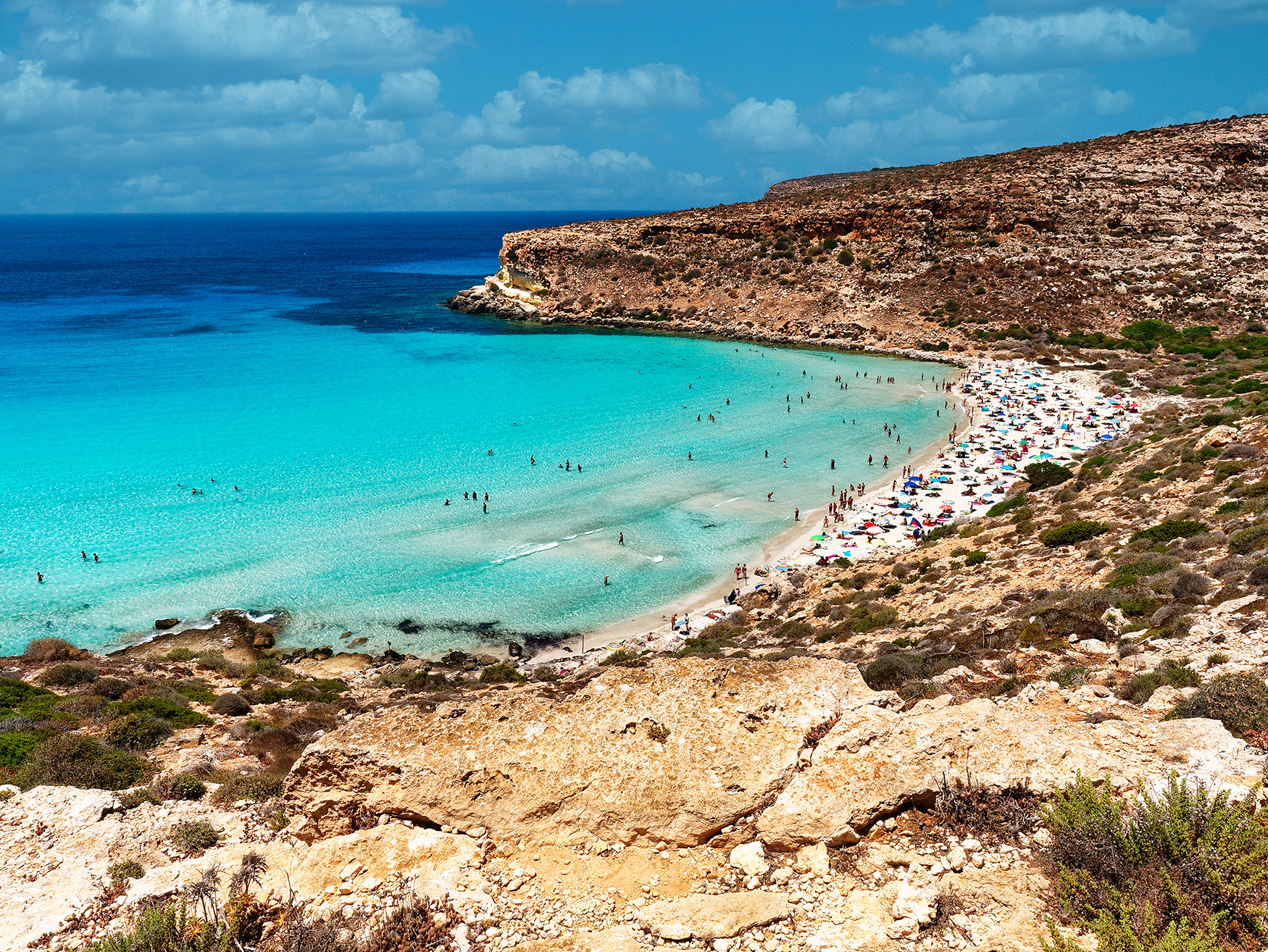 https://www.goto-fly.it/wp-content/uploads/2023/01/Lampedusa_Sicilia_3.jpg