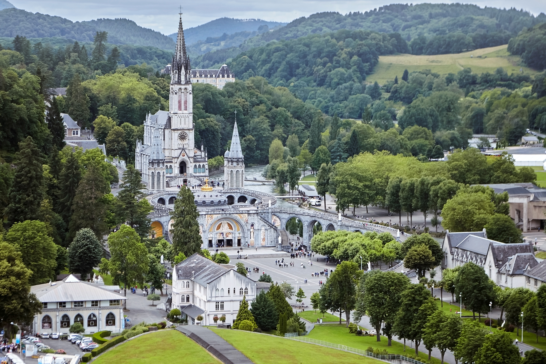 https://www.goto-fly.it/wp-content/uploads/2023/01/Lourdes_Francia_2.jpg