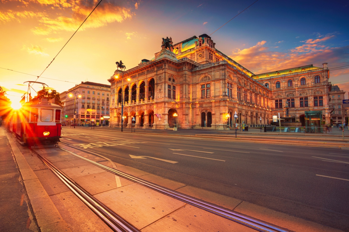 https://www.goto-fly.it/wp-content/uploads/2023/01/vienna1-1.jpg